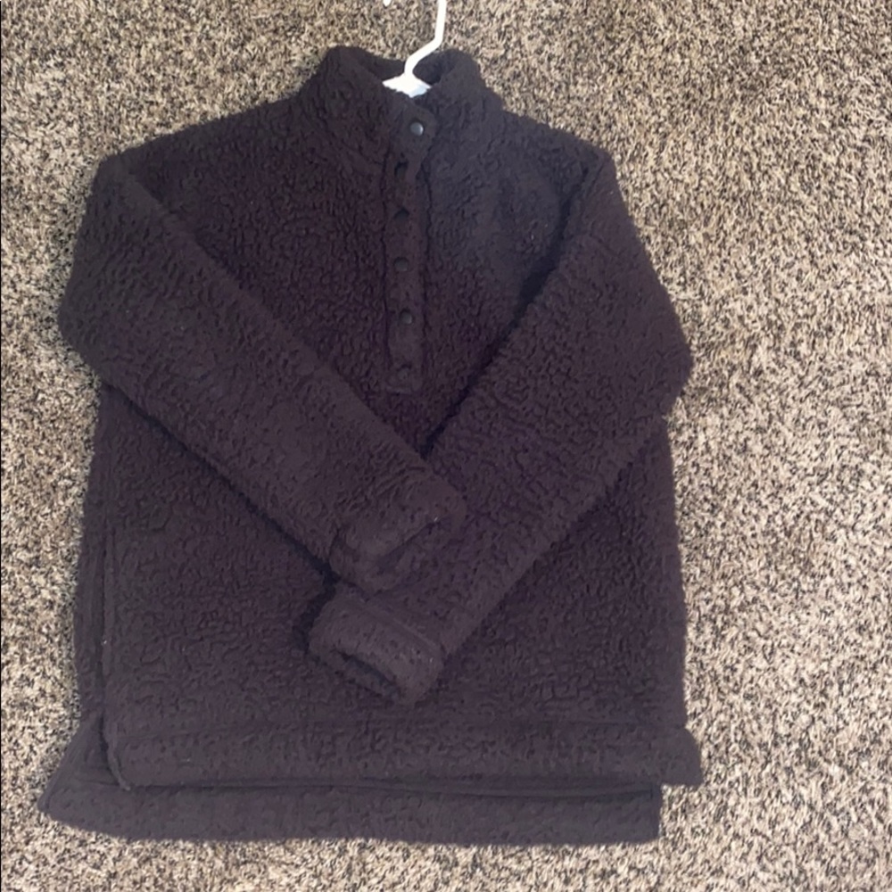 Sherpa Sweatshirt (From Arie)